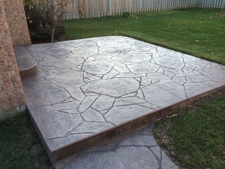 Flagstone Installation in Ontario: What Homeowners Need to Know Before They Start