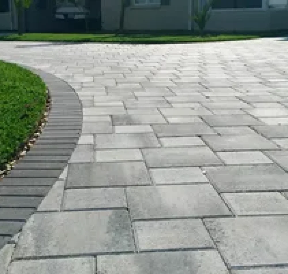 Interlocking Stone Installation Brampton | Driveway Interlocking Pavers